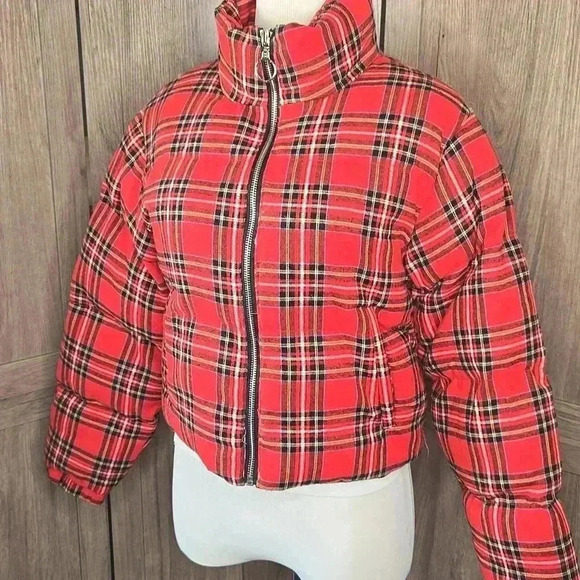 Red Plaid Puffer Women Jacket - Picture 4 of 14